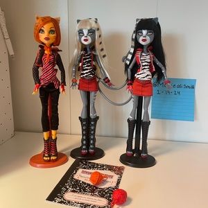 Monster high Meowlody, Purrsephone, and toralei